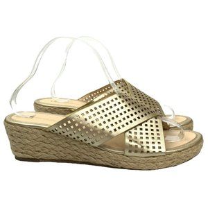 Boston Design sandals 8.5M gold faux leather wedge Espadrilles